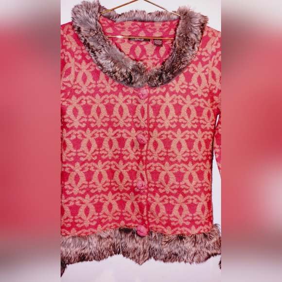 Women's Vintage Heather B Wool Faux Fur Trim Button Up Cardigan. - Picture 2 of 6